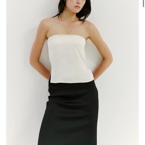 Belle Silk Elegant Strapless Top in Champagne